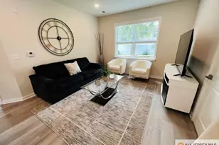 463 Old Post Rd, Edison, NJ 08817 - Photo 3