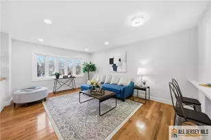 6 Wilton Ave, Middlesex, NJ 08846 - Photo 9