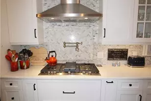 48 Lynnwood Rd, Edison, NJ 08820 - Photo 17