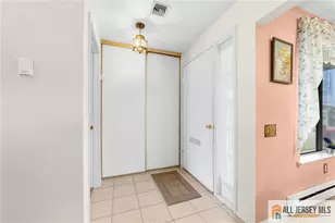 96 Salix Plaza, Monroe Township, NJ 08831 - Photo 5