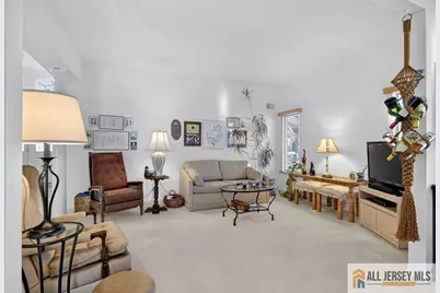 12 Wellington Place, Monroe Township, NJ 08831 - Photo 7