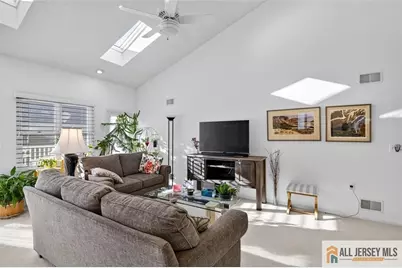 12 Wellington Place, Monroe Township, NJ 08831 - Photo 17