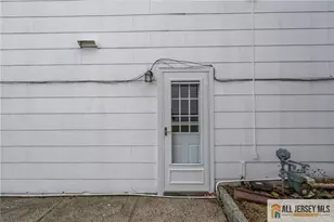 691 Inman Ave, Colonia, NJ 07067 - Photo 3