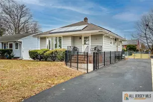 26 Goodwill Pl, Metuchen, NJ 08840 - Photo 3