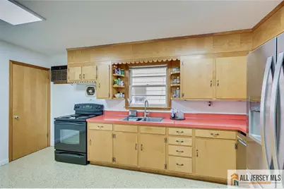 26 Goodwill Place, Metuchen, NJ 08840 - Photo 17