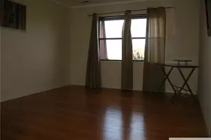 1212 N Oaks Blvd, North Brunswick Township, NJ 08902 - Photo 5