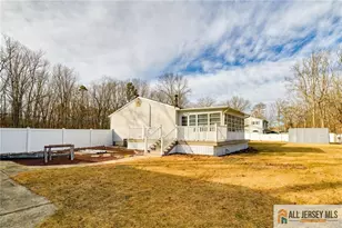 563 Indiero Rd, Jackson, NJ 08527 - Photo 27