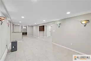 27 Eagle St, Iselin, NJ 08830 - Photo 15