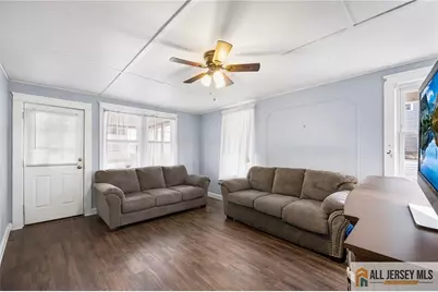 638 Beachwood Boulevard, Beachwood, NJ 08722 - Photo 3