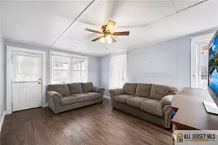 638 Beachwood Blvd, Beachwood, NJ 08722 - Photo 3