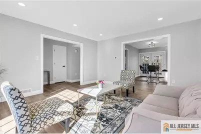 114 Wilshire Court, Old Bridge Township, NJ 08857 - Photo 13