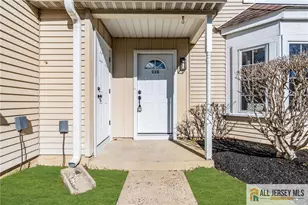 114 Wilshire Ct, Old Bridge Township, NJ 08857 - Photo 7