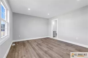 114 Wilshire Ct, Old Bridge Township, NJ 08857 - Photo 31