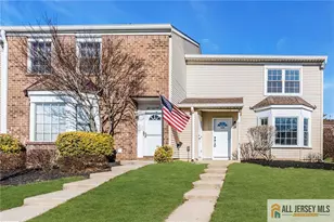 114 Wilshire Ct, Old Bridge Township, NJ 08857 - Photo 1