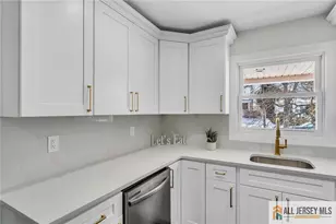 27 Sheppard Pl, Edison, NJ 08817 - Photo 57