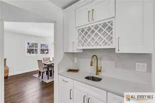 27 Sheppard Pl, Edison, NJ 08817 - Photo 49