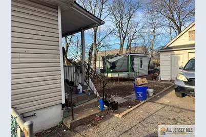 111 Delavan Street, New Brunswick, NJ 08901 - Photo 5