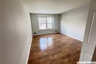 15 Hanover Square, Middlesex, NJ 08846 - Photo 9