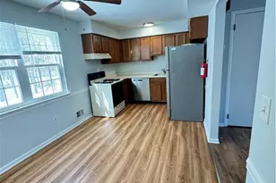 15 Hanover Square, Middlesex, NJ 08846 - Photo 5