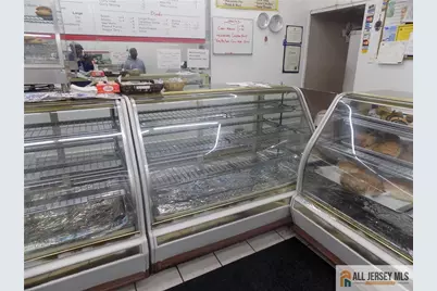 1195 Springfield Avenue, Irvington, NJ 07111 - Photo 5