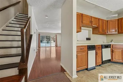 8 Marsh Court #665, Lawrence Township, NJ 08648 - Photo 5