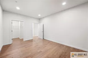 712 Lorhan Dr, Piscataway Township, NJ 08854 - Photo 27