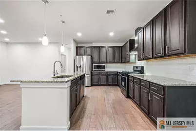 712 Lorhan Drive #7712, Piscataway Township, NJ 08854 - Photo 7
