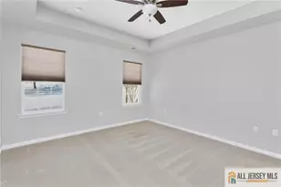 64 Diamond Spring Dr, Monroe Township, NJ 08831 - Photo 13