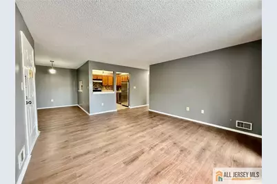 31 Voscek Court, Lawrence Township, NJ 08648 - Photo 3