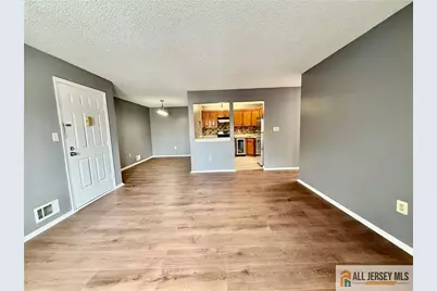 31 Voscek Court, Lawrence Township, NJ 08648 - Photo 7