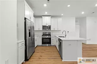 27205 Radford Ct, Monroe Township, NJ 08831 - Photo 11