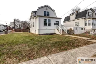27 S 2nd St, Fords, NJ 08863 - Photo 3