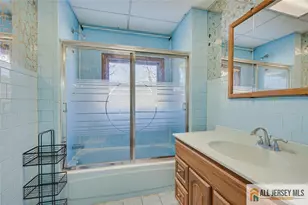 12 E William St, Fords, NJ 08863 - Photo 25