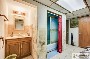 12 E William St, Fords, NJ 08863 - Photo 39