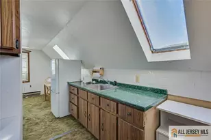 12 E William St, Fords, NJ 08863 - Photo 35