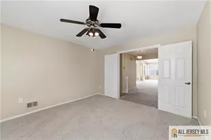 17 Dorchester Dr, Monroe Township, NJ 08831 - Photo 7