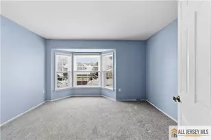 17 Dorchester Dr, Monroe Township, NJ 08831 - Photo 15