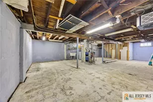 165 Crescent Ave, Woodbridge Township, NJ 07095 - Photo 17