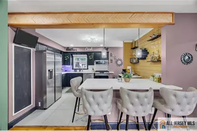 165 Crescent Avenue, Woodbridge Township, NJ 07095 - Photo 5