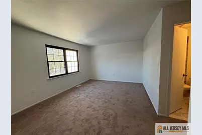 123 Aspen Drive, North Brunswick Township, NJ 08902 - Photo 13