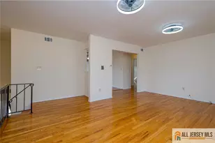 161 Evergreen Rd, Edison, NJ 08837 - Photo 3
