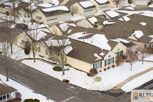 106 Blackbird Dr, Monroe Township, NJ 08831 - Photo 3