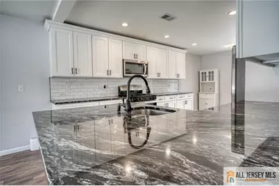 25 Haag Street, Sayreville, NJ 08872 - Photo 9