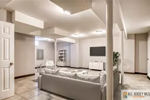 25 Haag St, Sayreville, NJ 08872 - Photo 17