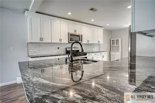 25 Haag St, Sayreville, NJ 08872 - Photo 9