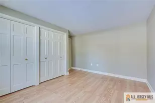 38 Concord Ln, Monroe Township, NJ 08831 - Photo 9