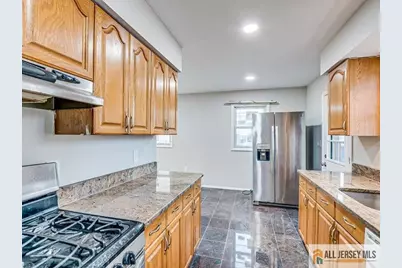 11 Hyde Avenue, Iselin, NJ 08830 - Photo 9