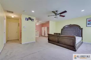 37 E Burgess Dr, Piscataway Township, NJ 08854 - Photo 21