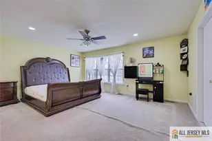 37 E Burgess Dr, Piscataway Township, NJ 08854 - Photo 19