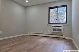 645 Cricket Ln, Woodbridge Township, NJ 07095 - Photo 11